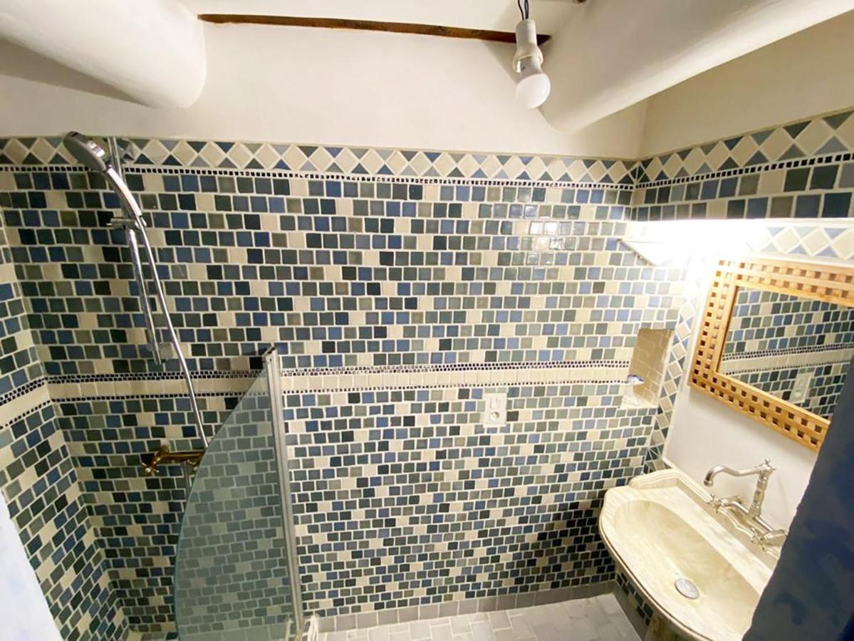 Maison D'Hotes, Superbe Et Spacieuse ,Dans Un Cadre Charmant Calme Et Verdoyant Перн-ле-Фонтен Екстериор снимка